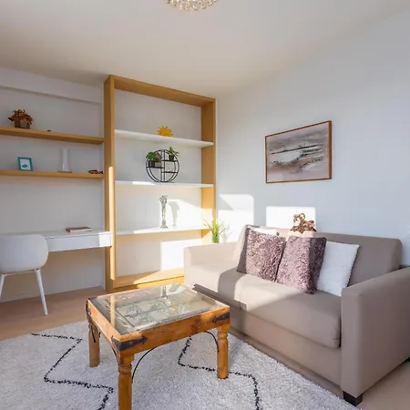 Lecomte - Sunshine Paradise 191 Apartament *