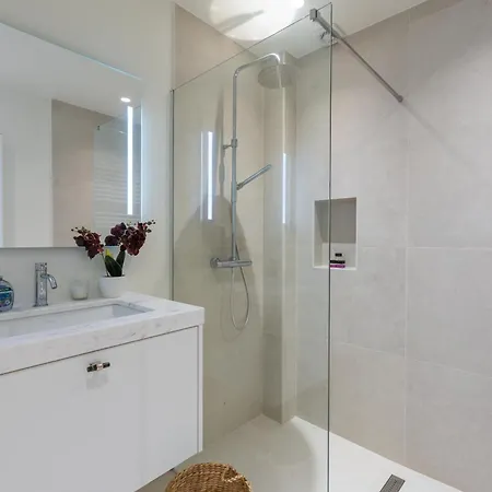 Lecomte - Sunshine Paradise 191 Apartament